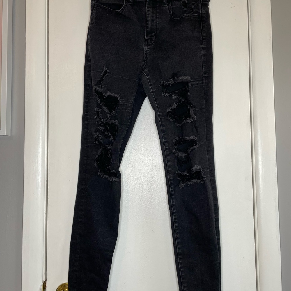 American Eagle Women's Black Distressed Jeans